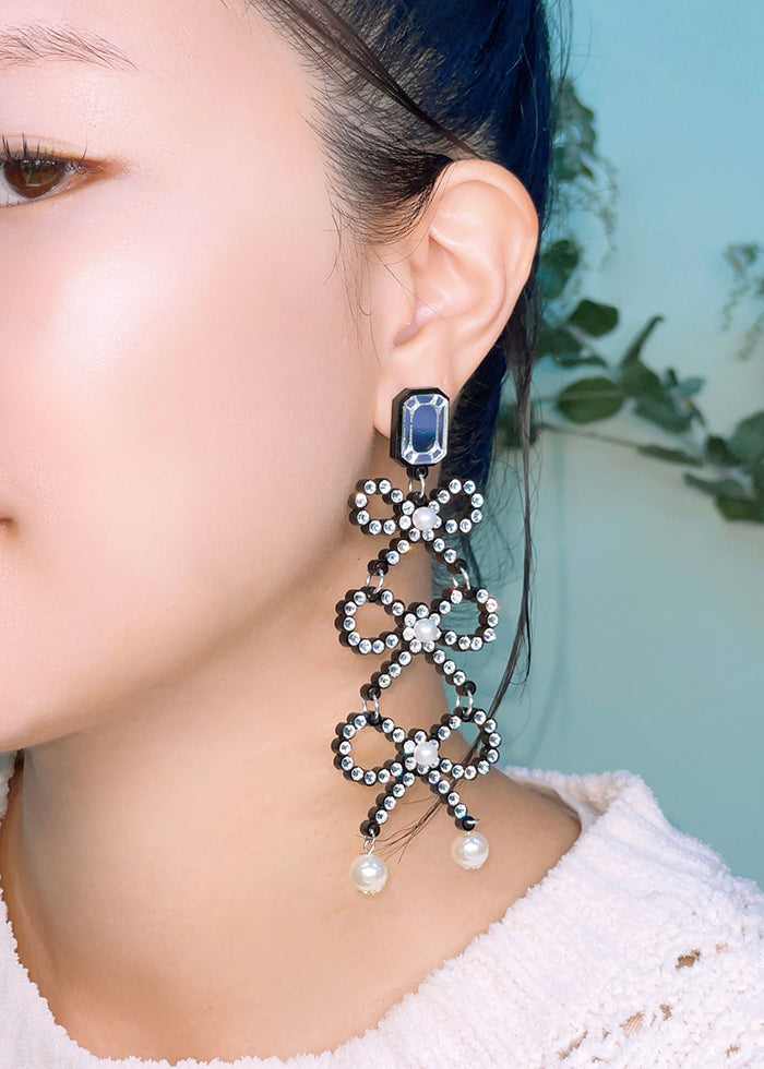 Ribbon Dangle Earrings (Black)