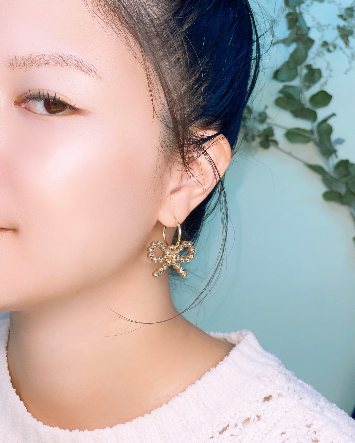 Mini Ribbon Hoop (Gold)