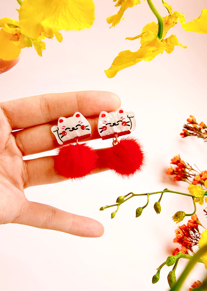 PomPom Lucky Cat Studs