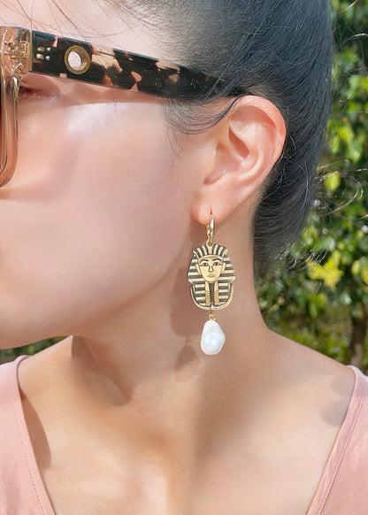 Pharaoh Hoops