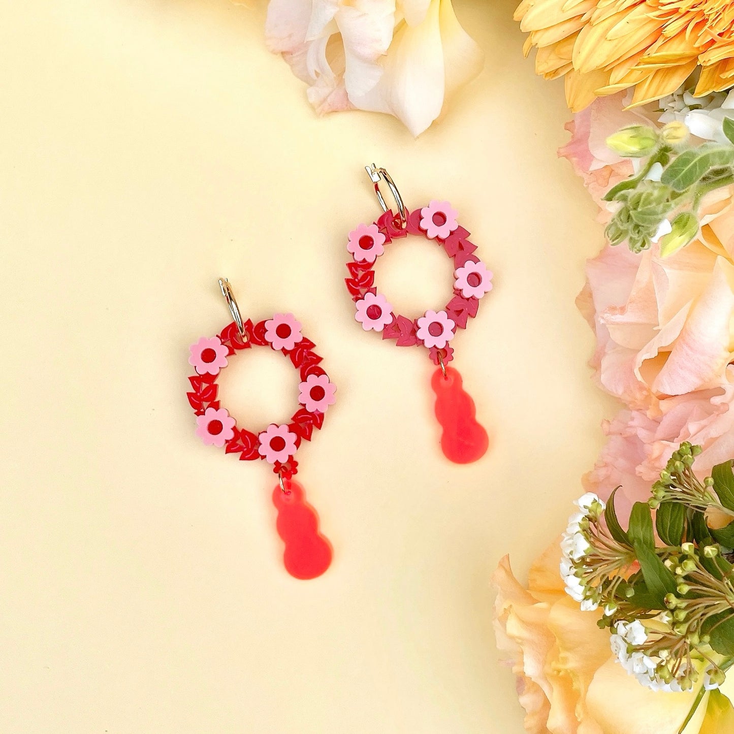 Flower Wreath Hoops (Red)