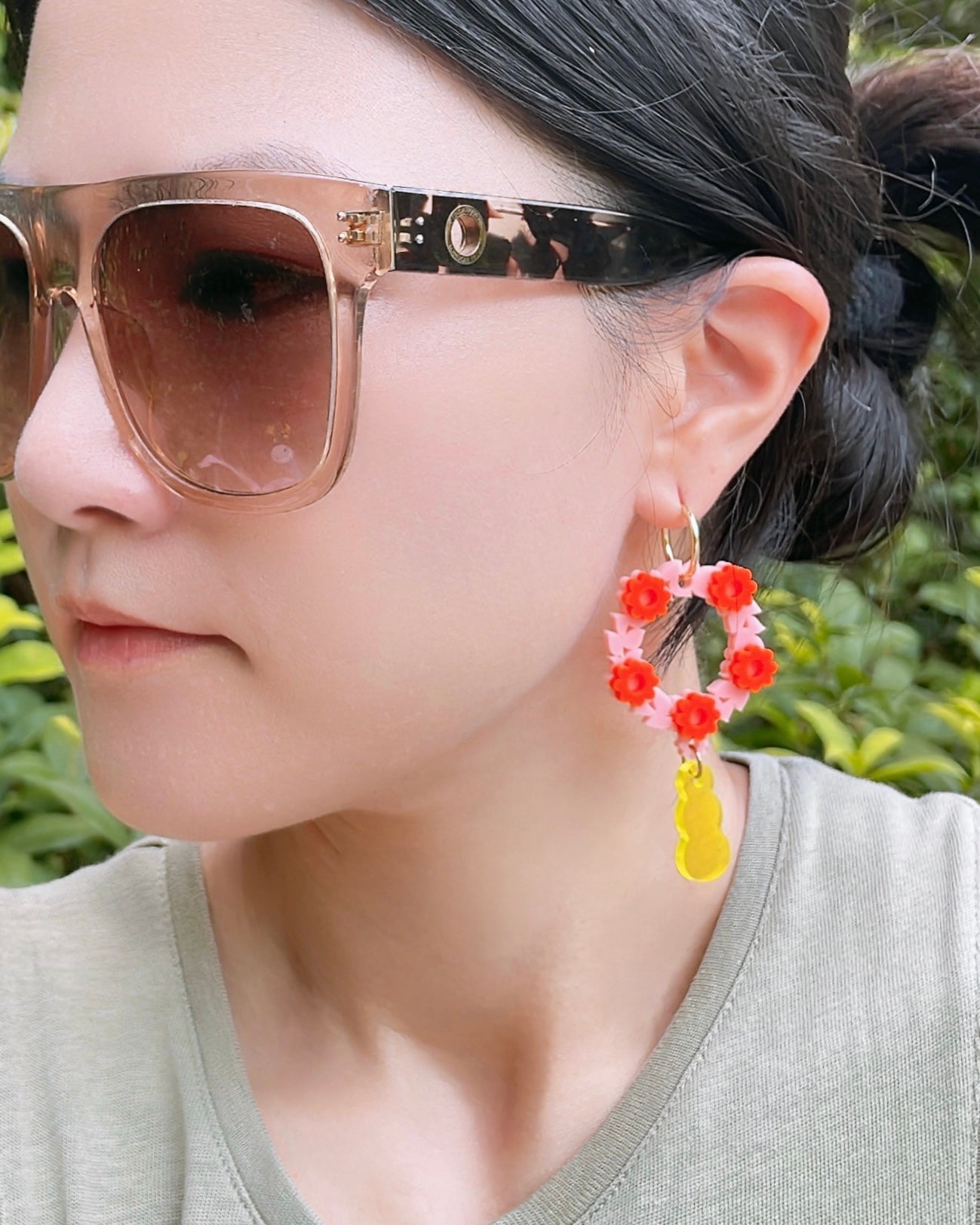 Flower Wreath Hoops (Pink)