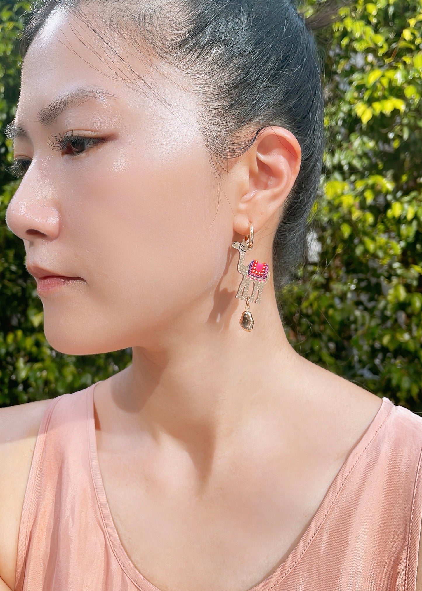 Camel Hoops