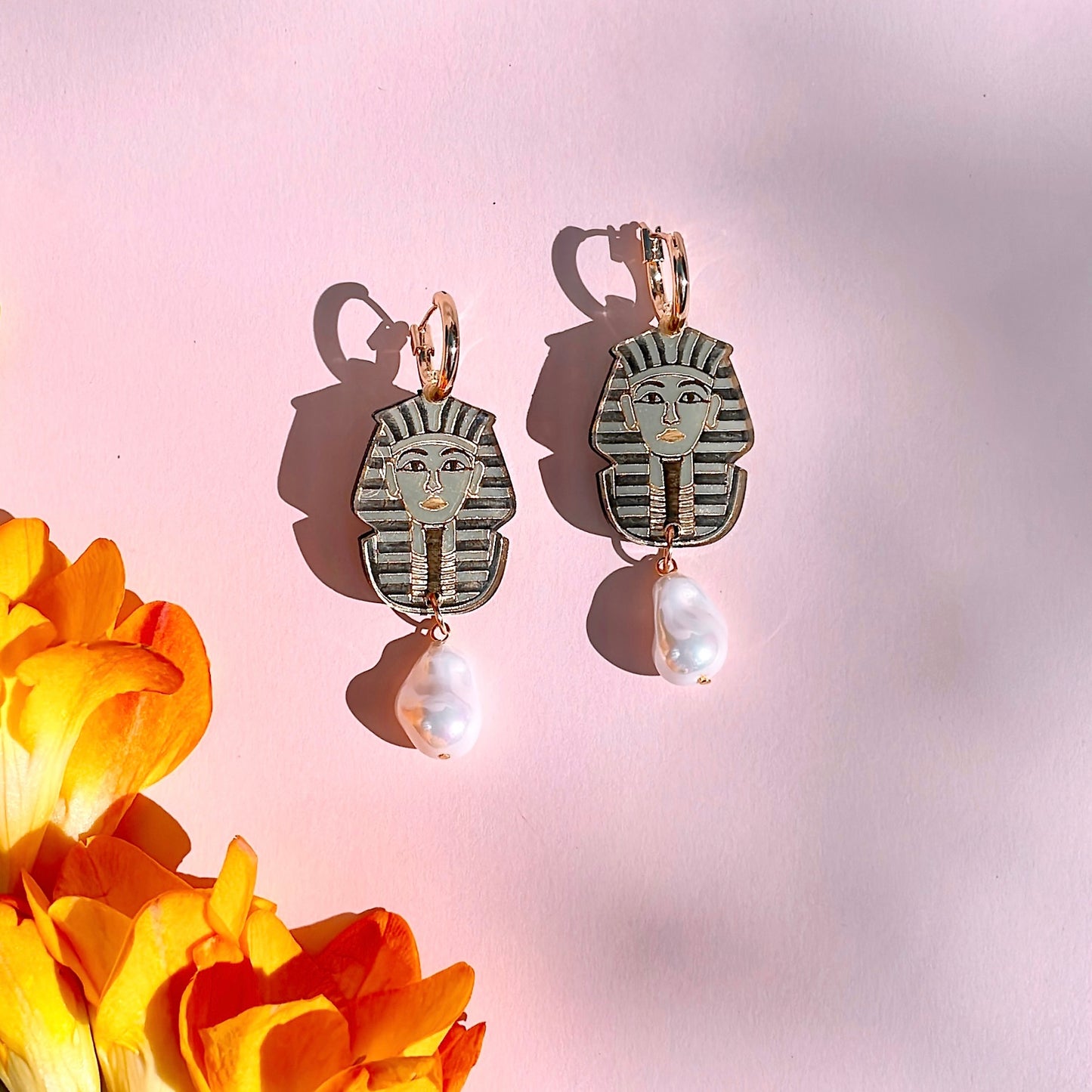 Pharaoh Hoops