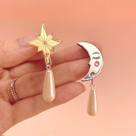 Moon Star Pearl Earrings