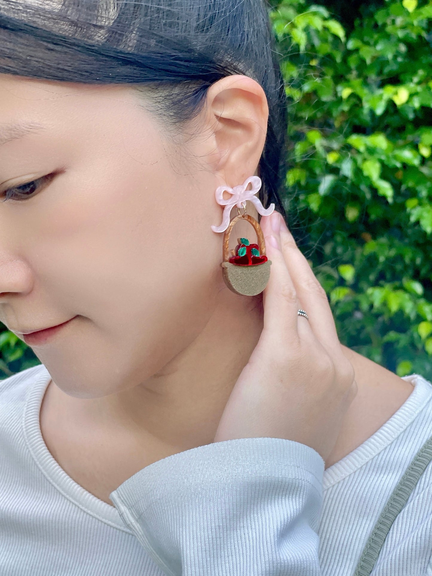 Apple Basket Earrings