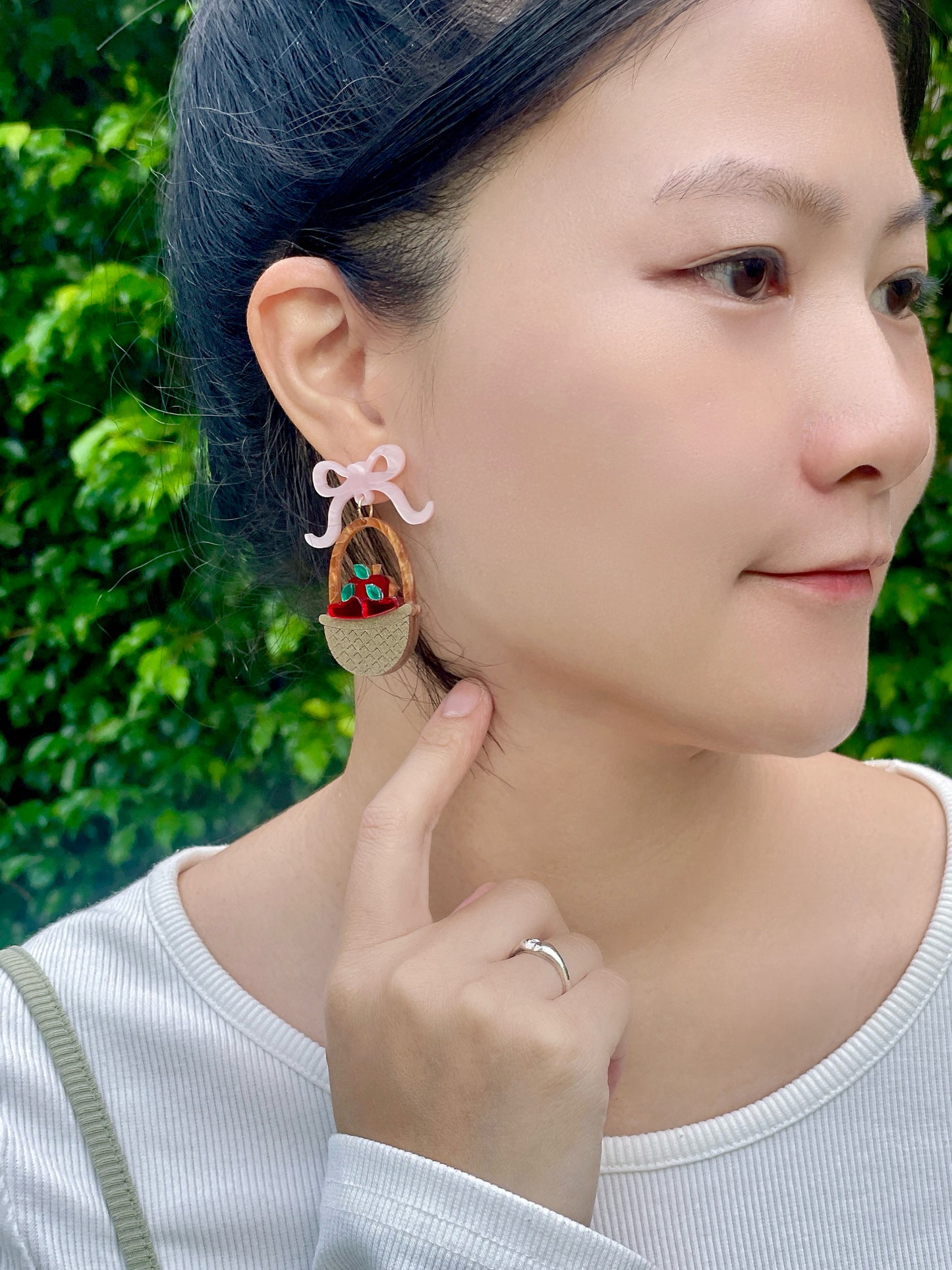 Apple Basket Earrings