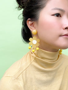 Yellow Flower Retro Earrings